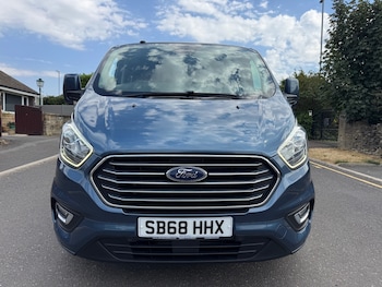 Used Ford Tourneo Custom 2019 for sale - 79528025: Photo