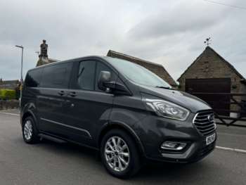 Used Ford Tourneo Custom 2019 for sale - 75228201: Photo