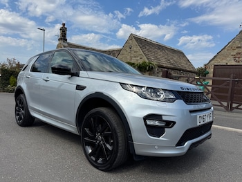Used Land Rover Discovery Sport 2017 for sale - 79519480: Photo