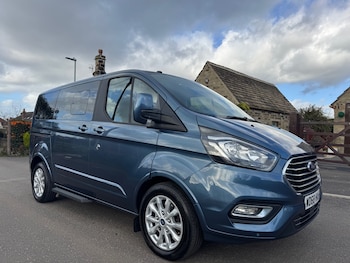 Used Ford Tourneo Custom 2018 for sale - 76393853: Photo