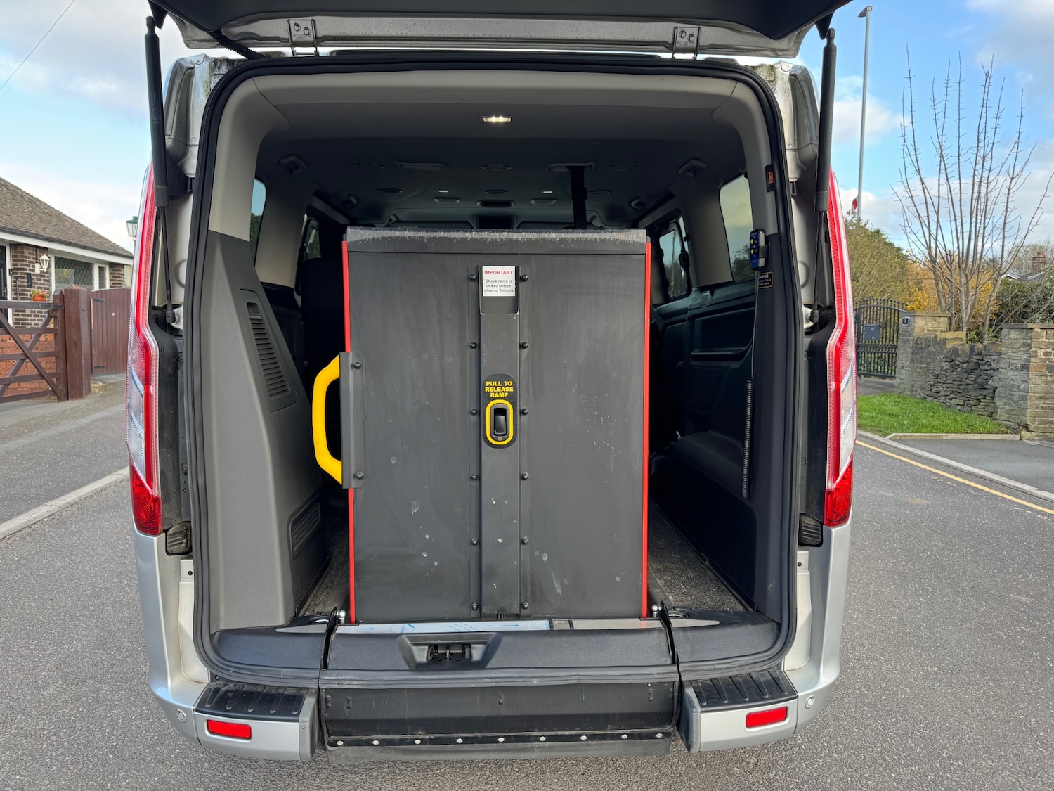 Used Ford Tourneo Custom 2019 for sale - 78045329: Photo 17