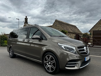Used Mercedes-Benz V-Class 2017 for sale - 75517507: Photo