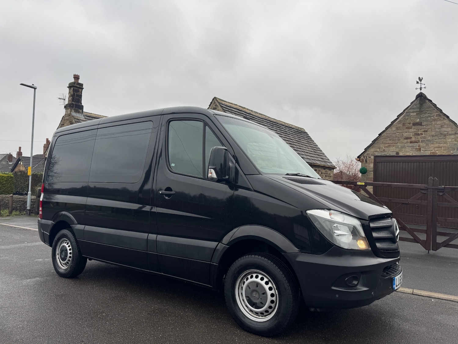 Used Mercedes-Benz Sprinter 2015 for sale - 77607672: Photo 2
