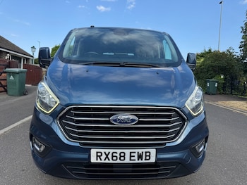 Used Ford Tourneo Custom 2019 for sale - 79275004: Photo