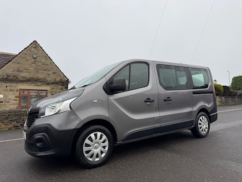 Renault Trafic feature image