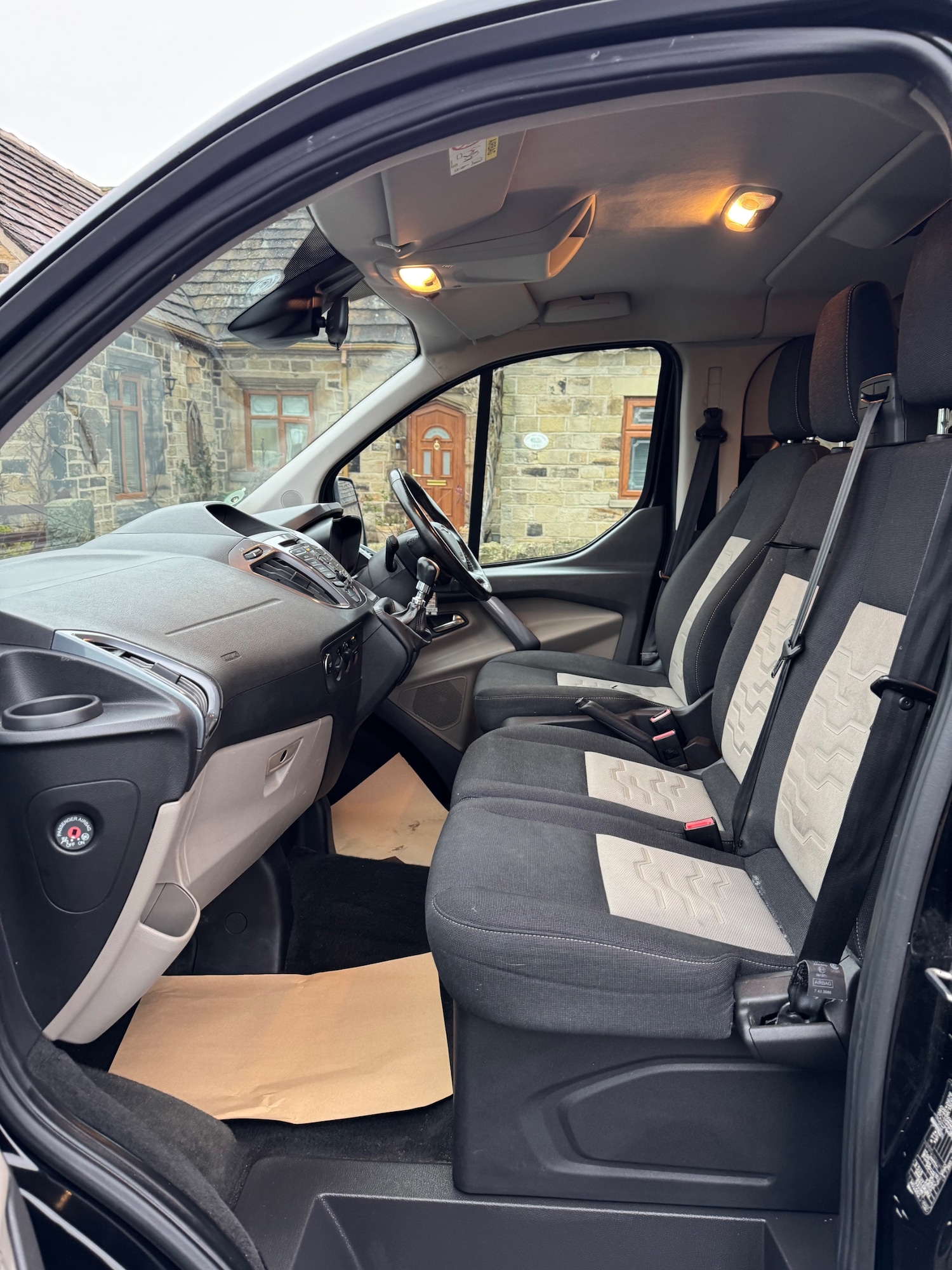 Used Ford Tourneo Custom 2018 for sale - 77336840: Photo 9