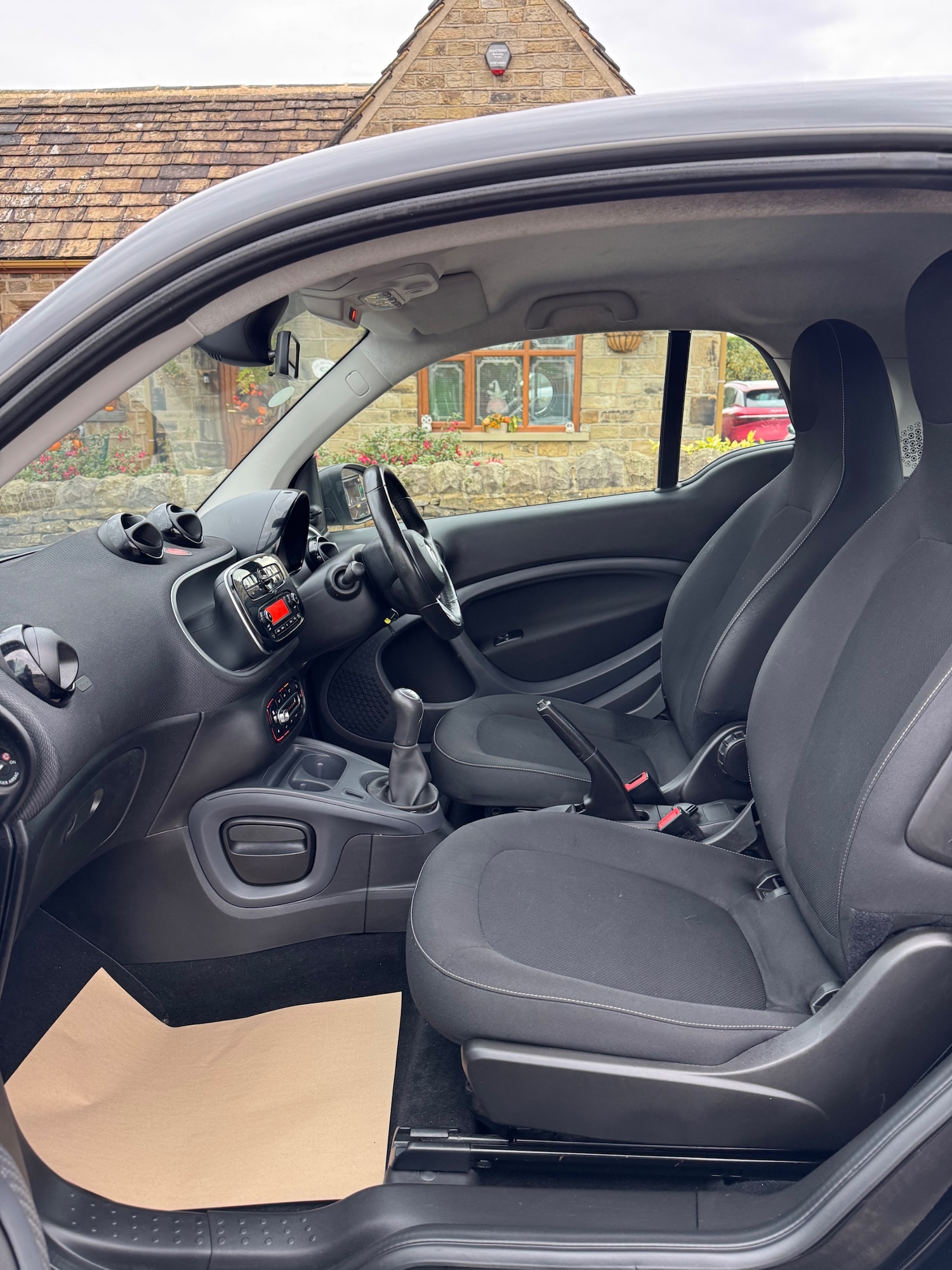 Used smart fortwo 2018 for sale - 76482699: Photo 11