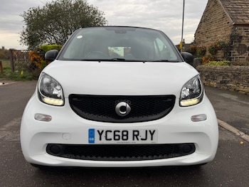 Used smart fortwo 2018 for sale - 76482699: Photo