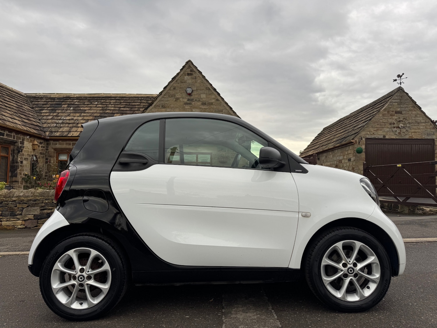 Used smart fortwo 2018 for sale - 76482699: Photo 4