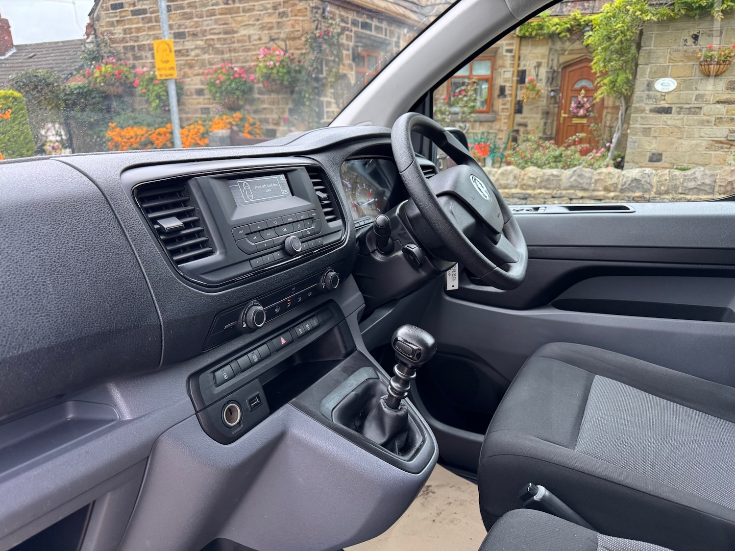 Used Vauxhall Vivaro Life 2021 for sale - 76196965: Photo 8