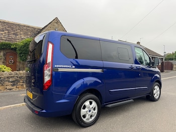 Used Ford Tourneo Custom 2018 for sale - 79241823: Photo