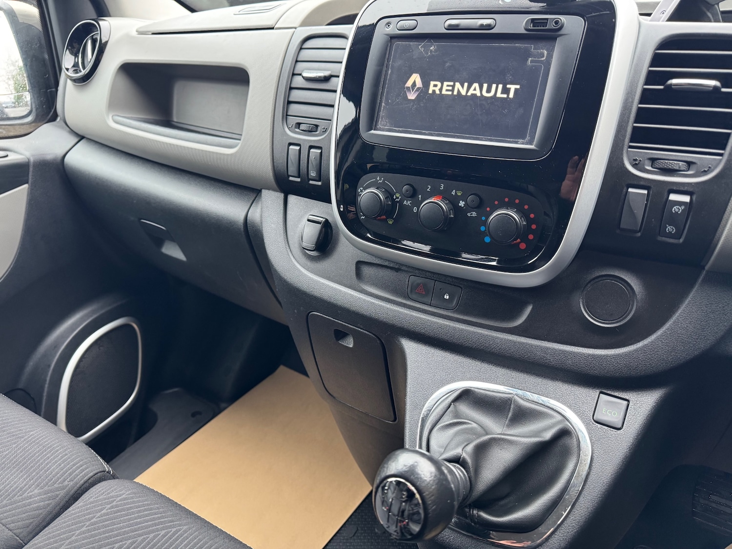 Used Renault Trafic 2018 for sale - 77584036: Photo 16