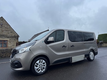 Used Renault Trafic 2018 for sale - 77584036: Photo