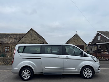 Used Ford Tourneo Custom 2021 for sale - 77069085: Photo