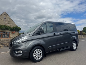 Used Ford Tourneo Custom 2018 for sale - 75592781: Photo