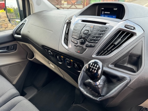 Used Ford Tourneo Custom 2017 for sale - 75396320: Photo 11