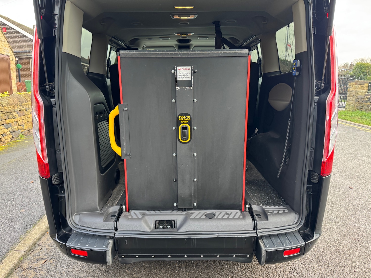 Used Ford Tourneo Custom 2018 for sale - 77154548: Photo 16