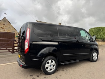 Used Ford Tourneo Custom 2017 for sale - 77691934: Photo