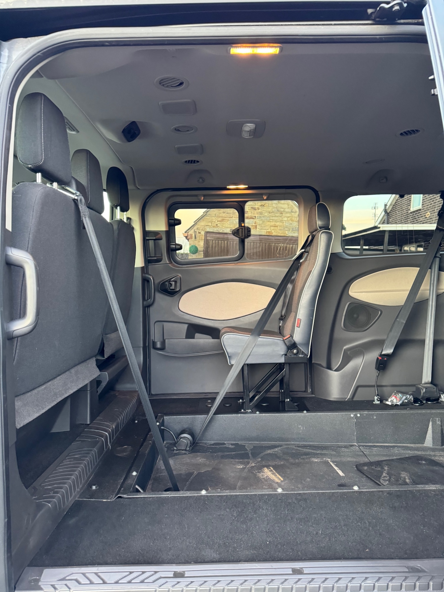 Used Ford Tourneo Custom 2018 for sale - 77138519: Photo 12