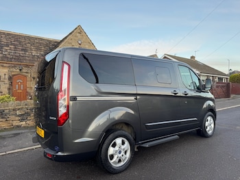 Used Ford Tourneo Custom 2018 for sale - 77138519: Photo