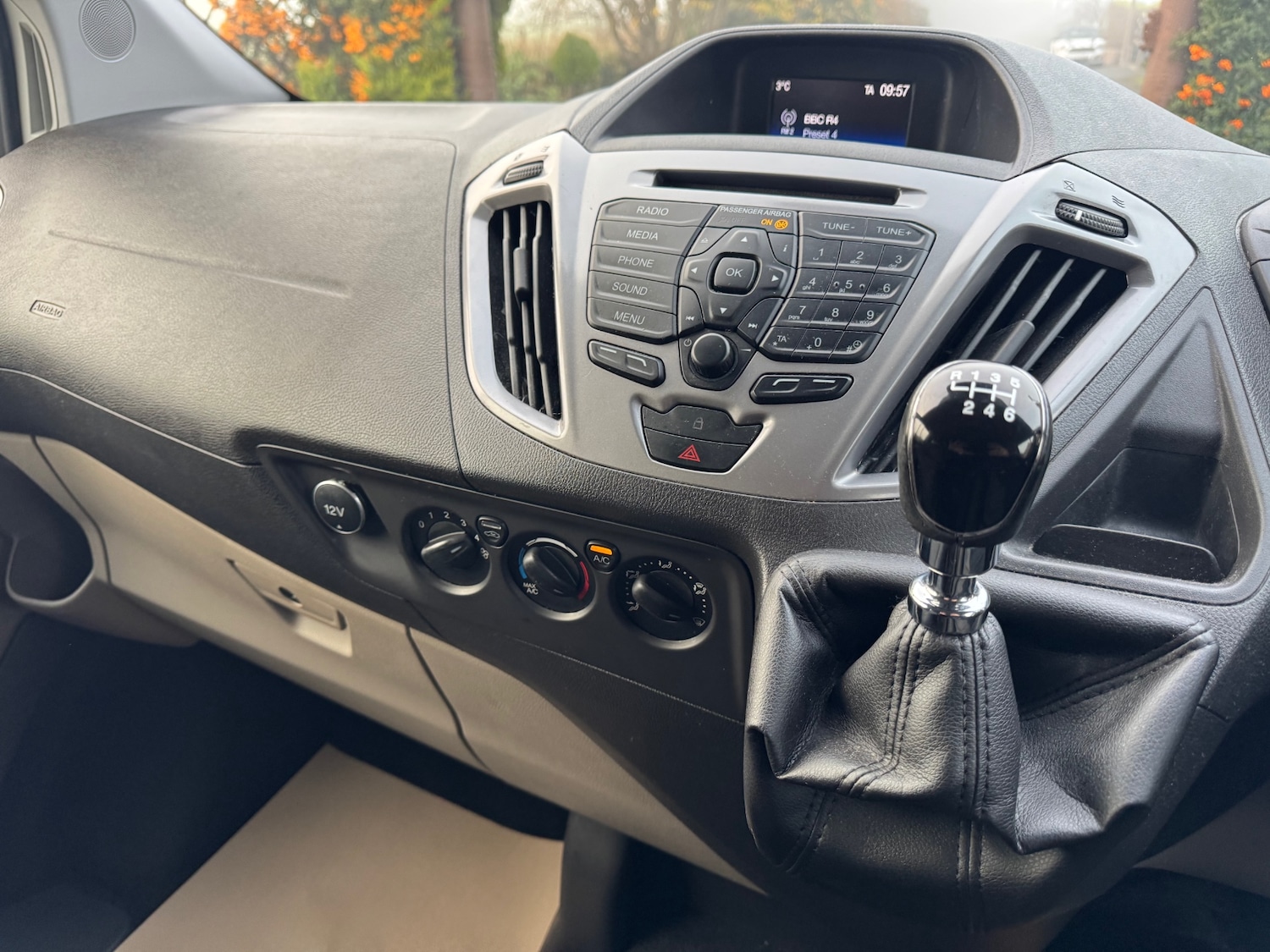 Used Ford Tourneo Custom 2017 for sale - 77012118: Photo 12