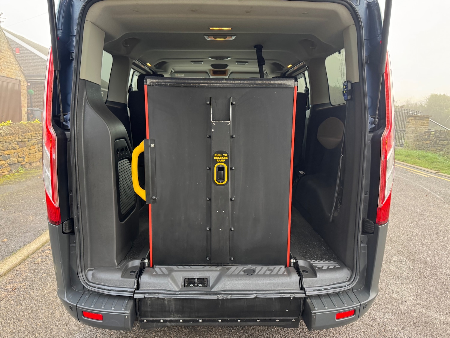 Used Ford Tourneo Custom 2017 for sale - 77012118: Photo 15