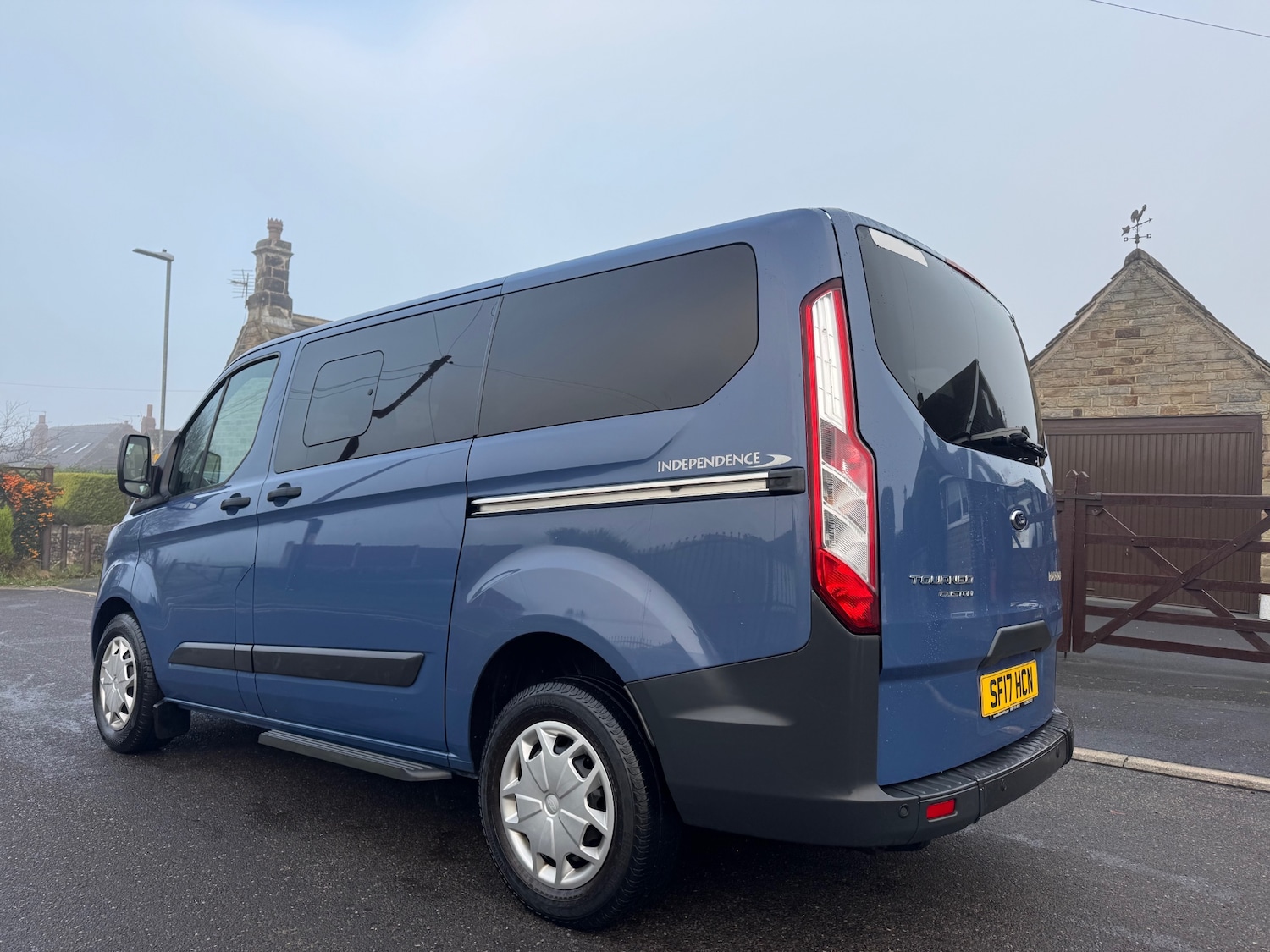 Used Ford Tourneo Custom 2017 for sale - 77012118: Photo 2