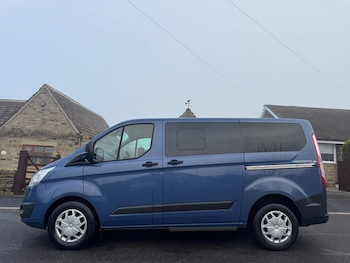 Used Ford Tourneo Custom 2017 for sale - 77012118: Photo