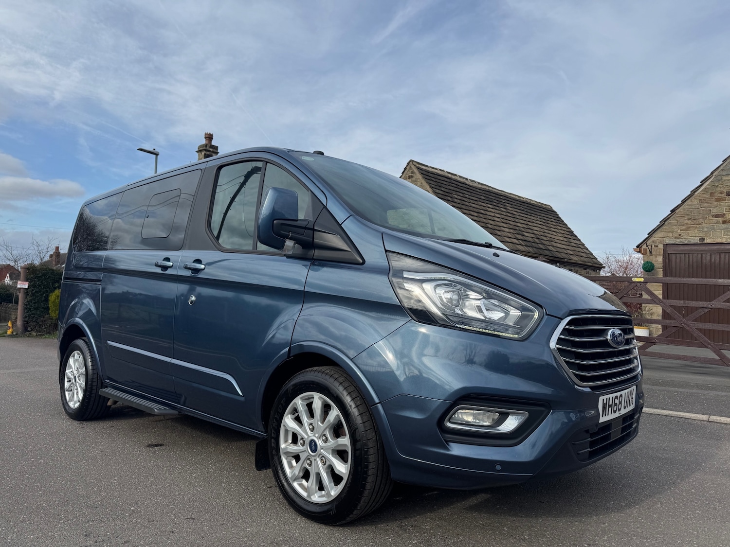 Used Ford Tourneo Custom 2019 for sale - 77668425: Photo 2
