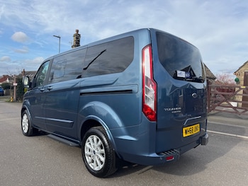 Used Ford Tourneo Custom 2019 for sale - 77668425: Photo