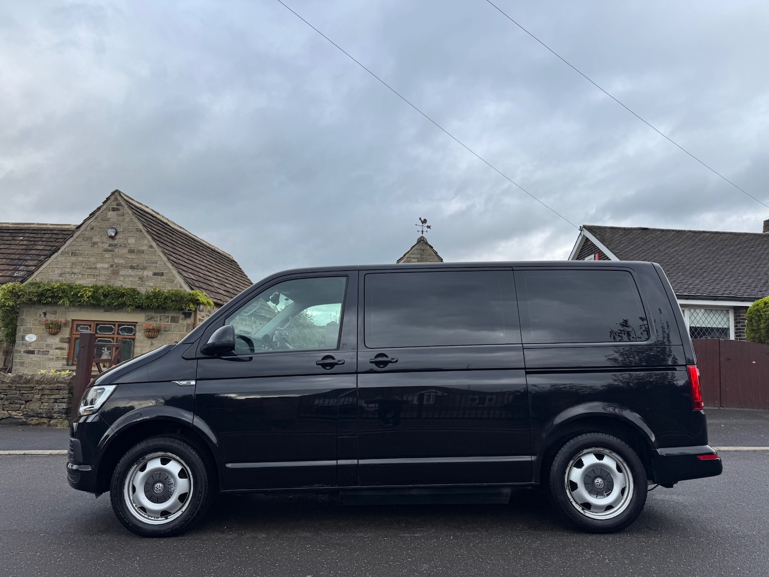Used Volkswagen Transporter Shuttle 2018 for sale - 76355993: Photo 6