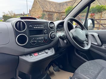 Used Peugeot Partner Tepee 2019 for sale - 79683396: Photo