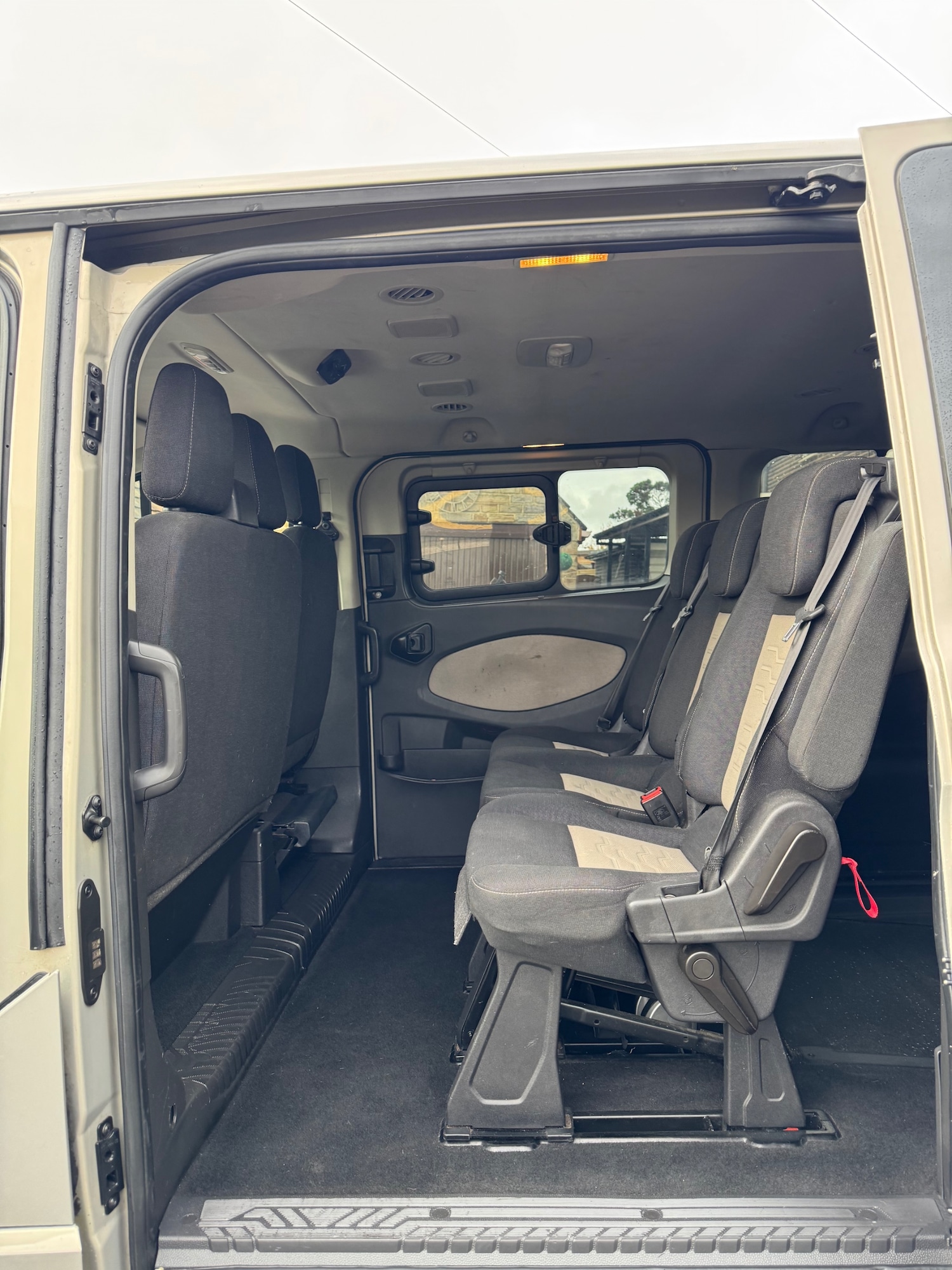 Used Ford Tourneo Custom 2017 for sale - 76357182: Photo 13