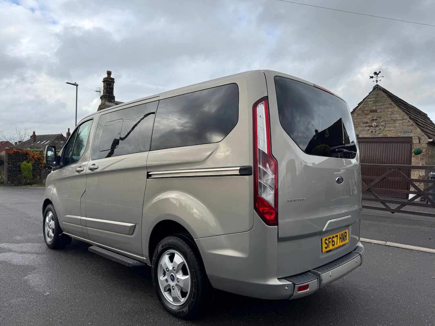 Used Ford Tourneo Custom 2017 for sale - 76357182: Photo 2