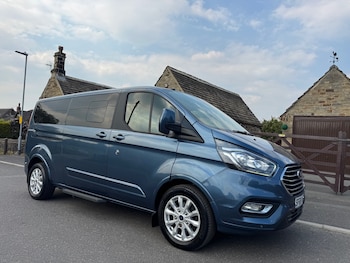 Used Ford Tourneo Custom 2018 for sale - 78457113: Photo