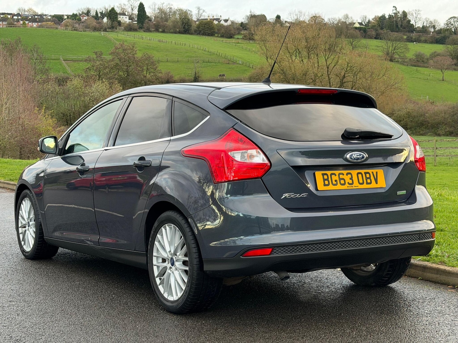 Used Ford Focus 2013 for sale - 76688982: Photo 4