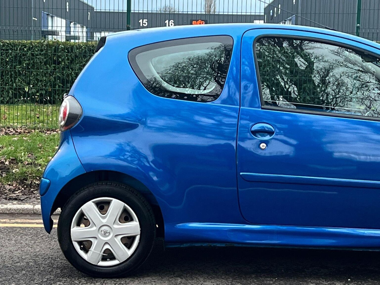 Used Toyota AYGO 2009 for sale - 77264430: Photo 6