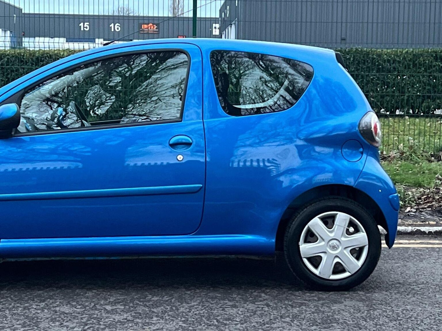 Used Toyota AYGO 2009 for sale - 77264430: Photo 9