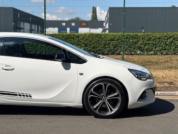 Used Vauxhall Astra GTC 2016 for sale - 79611224: Photo
