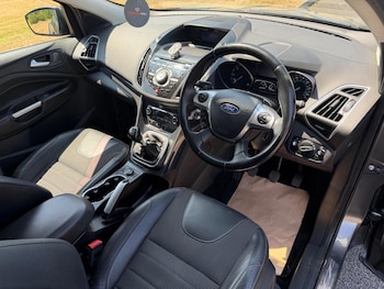 Used Ford Kuga 2015 for sale - 79240178: Photo