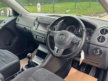 Used Volkswagen Tiguan 2013 for sale - 77385234: Photo