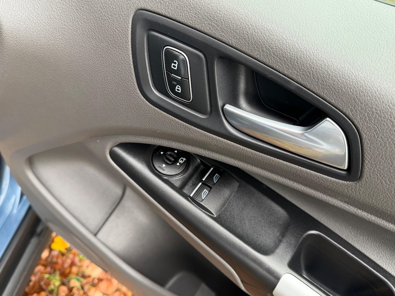 Used Ford Transit Connect for sale - 76690042: Photo 26