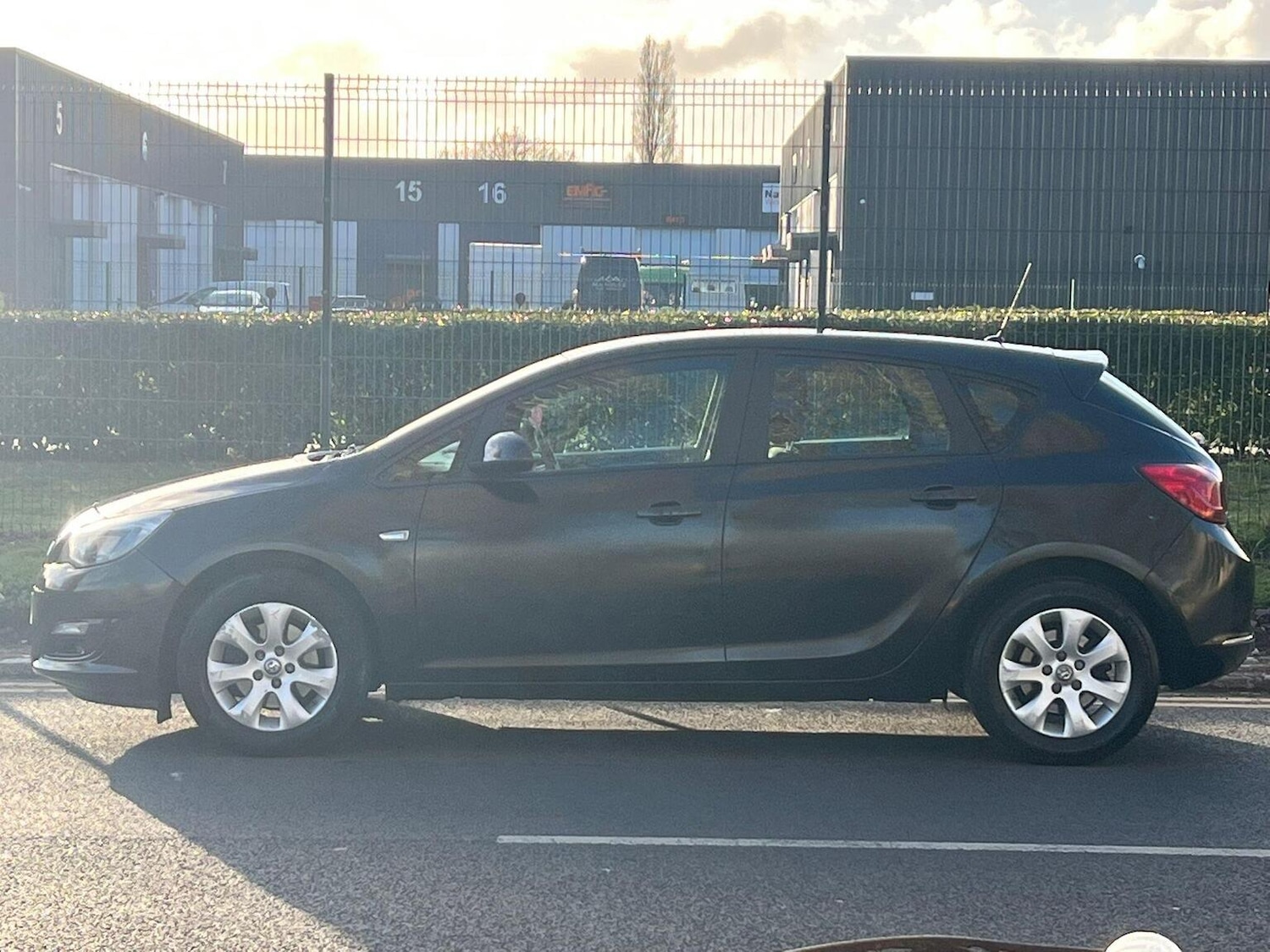 Used Vauxhall Astra 2015 for sale - 77845003: Photo 12