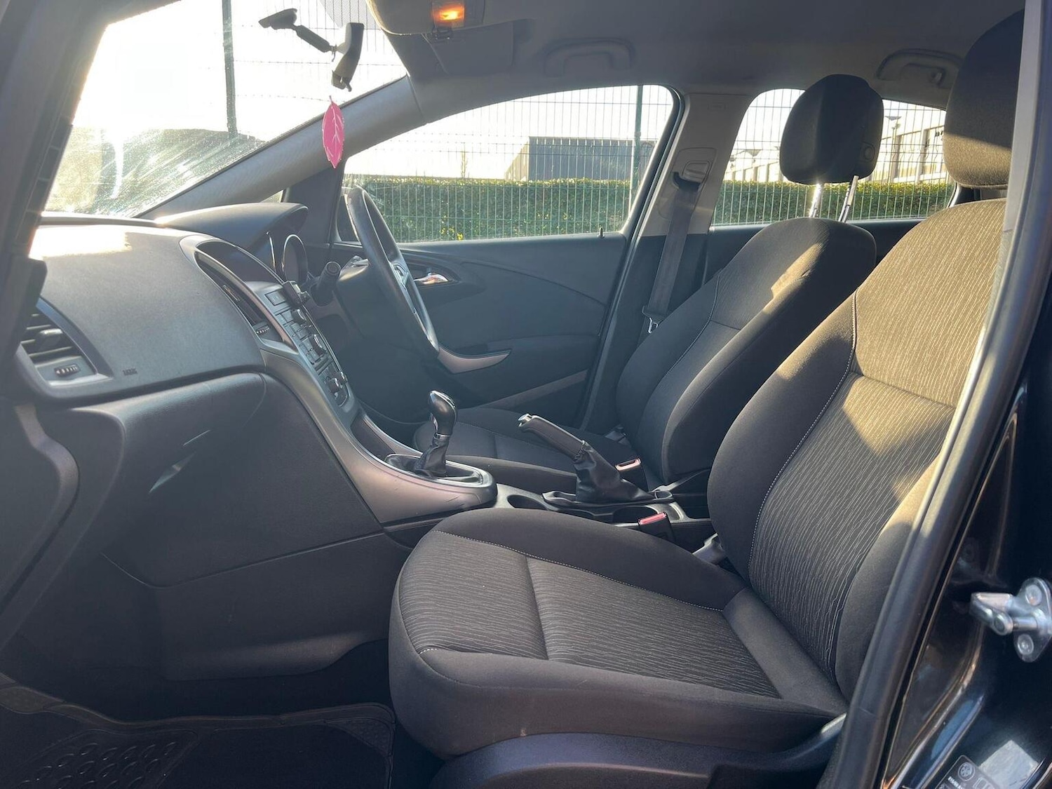 Used Vauxhall Astra 2015 for sale - 77845003: Photo 16