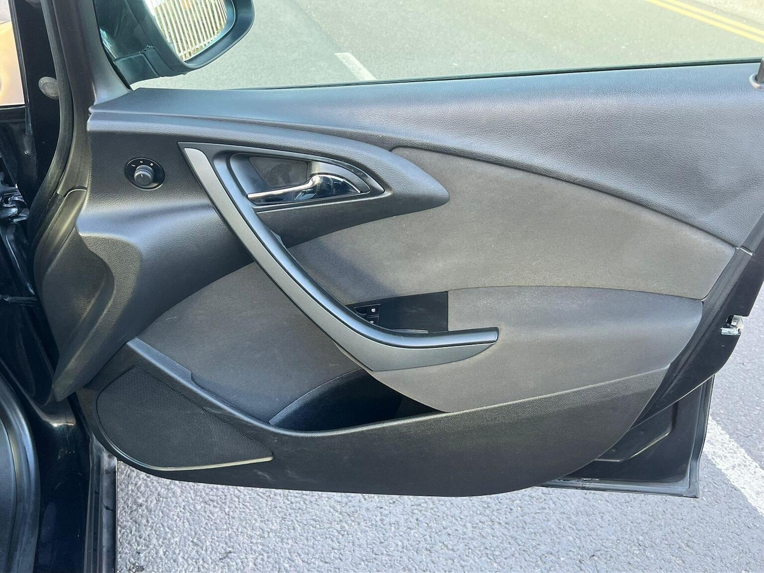 Used Vauxhall Astra 2015 for sale - 77845003: Photo 24