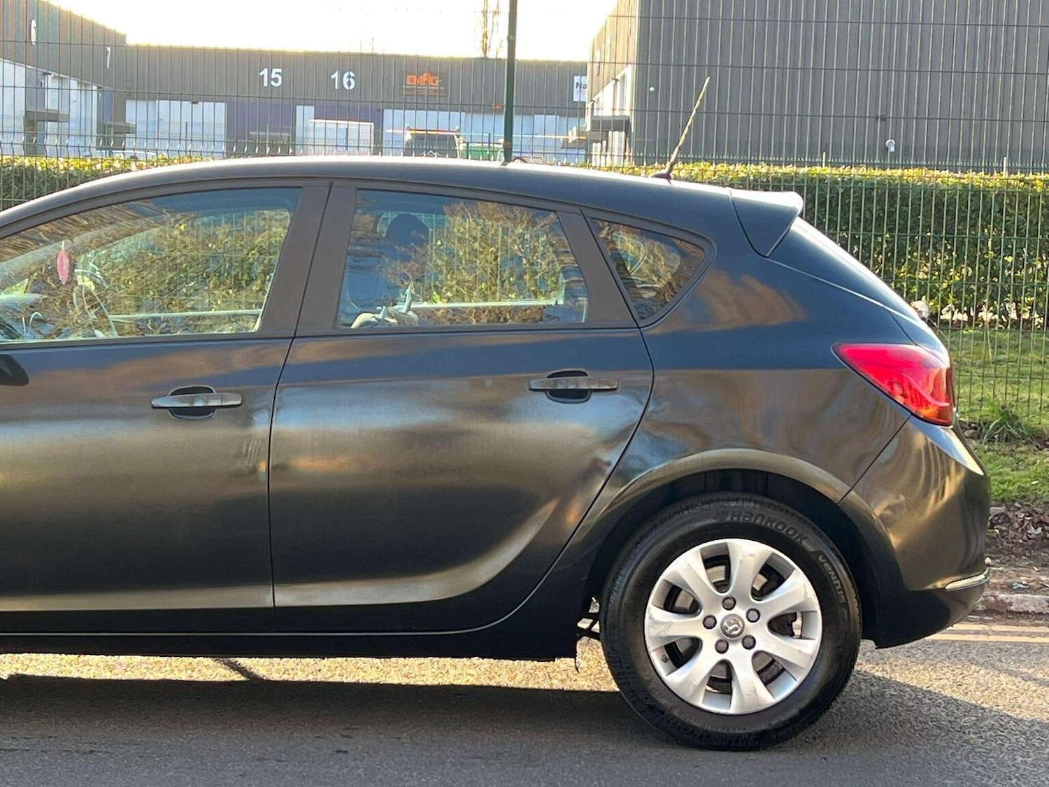 Used Vauxhall Astra 2015 for sale - 77845003: Photo 7