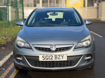 Used Vauxhall Astra 2012 for sale - 77135884: Photo