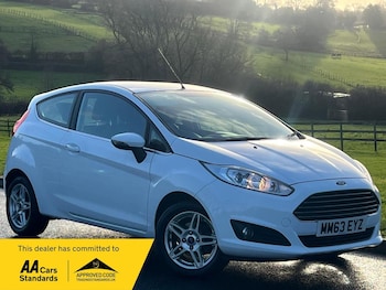 2014 (63) - 1.25 82 Zetec 3dr