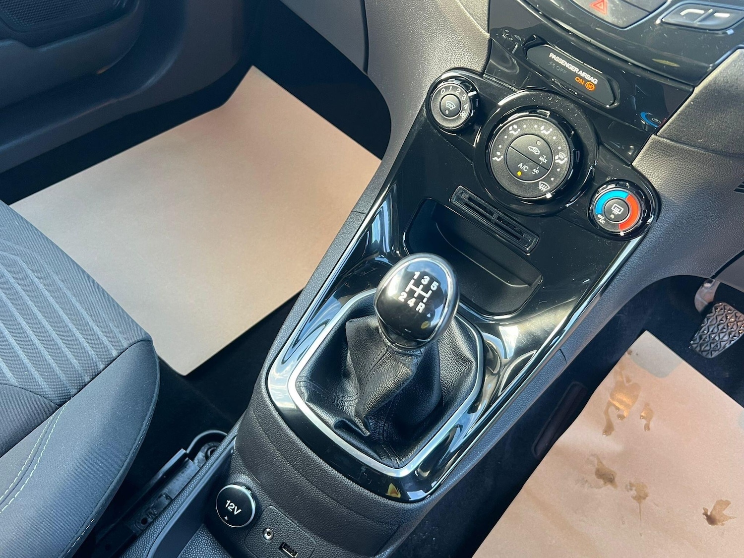 Used Ford Fiesta 2014 for sale - 76899104: Photo 22