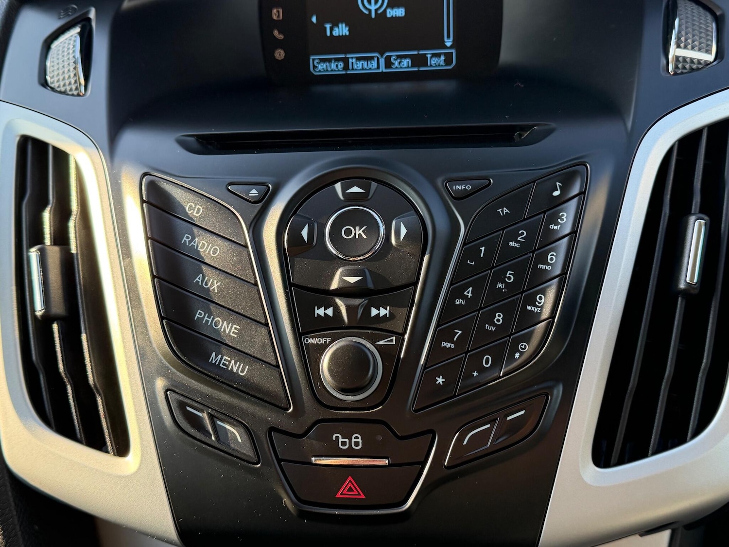 Used Ford Focus 2012 for sale - 76689641: Photo 28